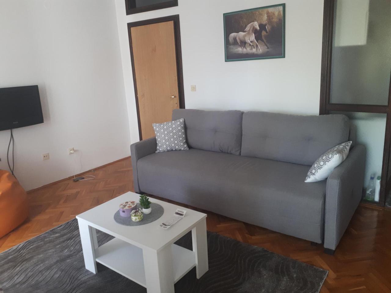 Apartment Tijana Sutomore Exteriör bild